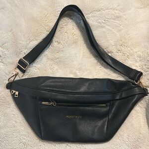 Modern + Chic Presley